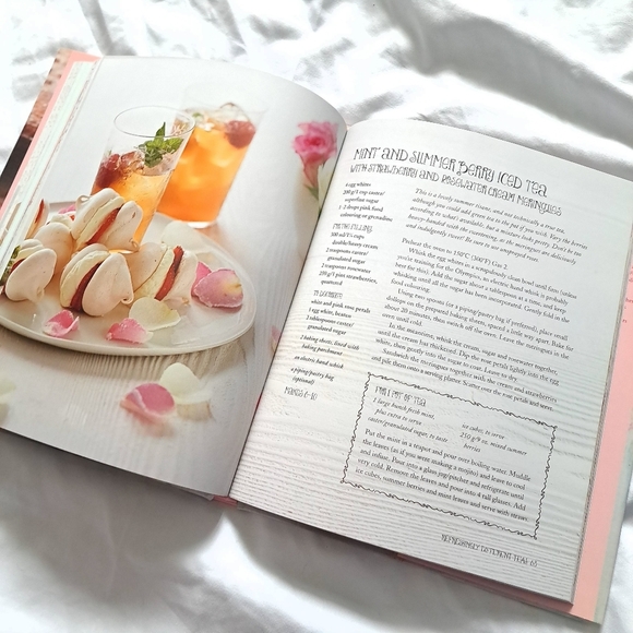 Tea and Treats: Perfect Pairings for Brews and BakesBook by Liz Franklin - Picture 10 of 10